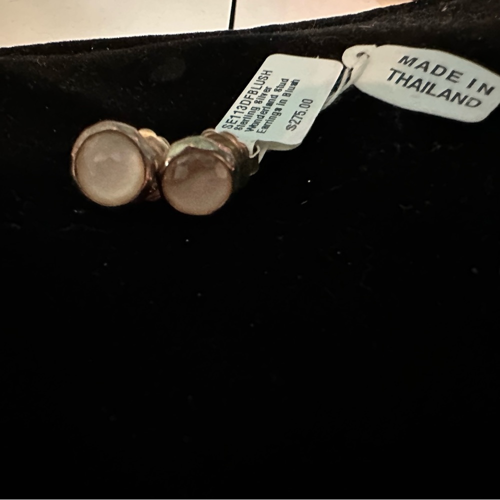 Authentic Brand new Ippolita wanderlust stud earrings in blush